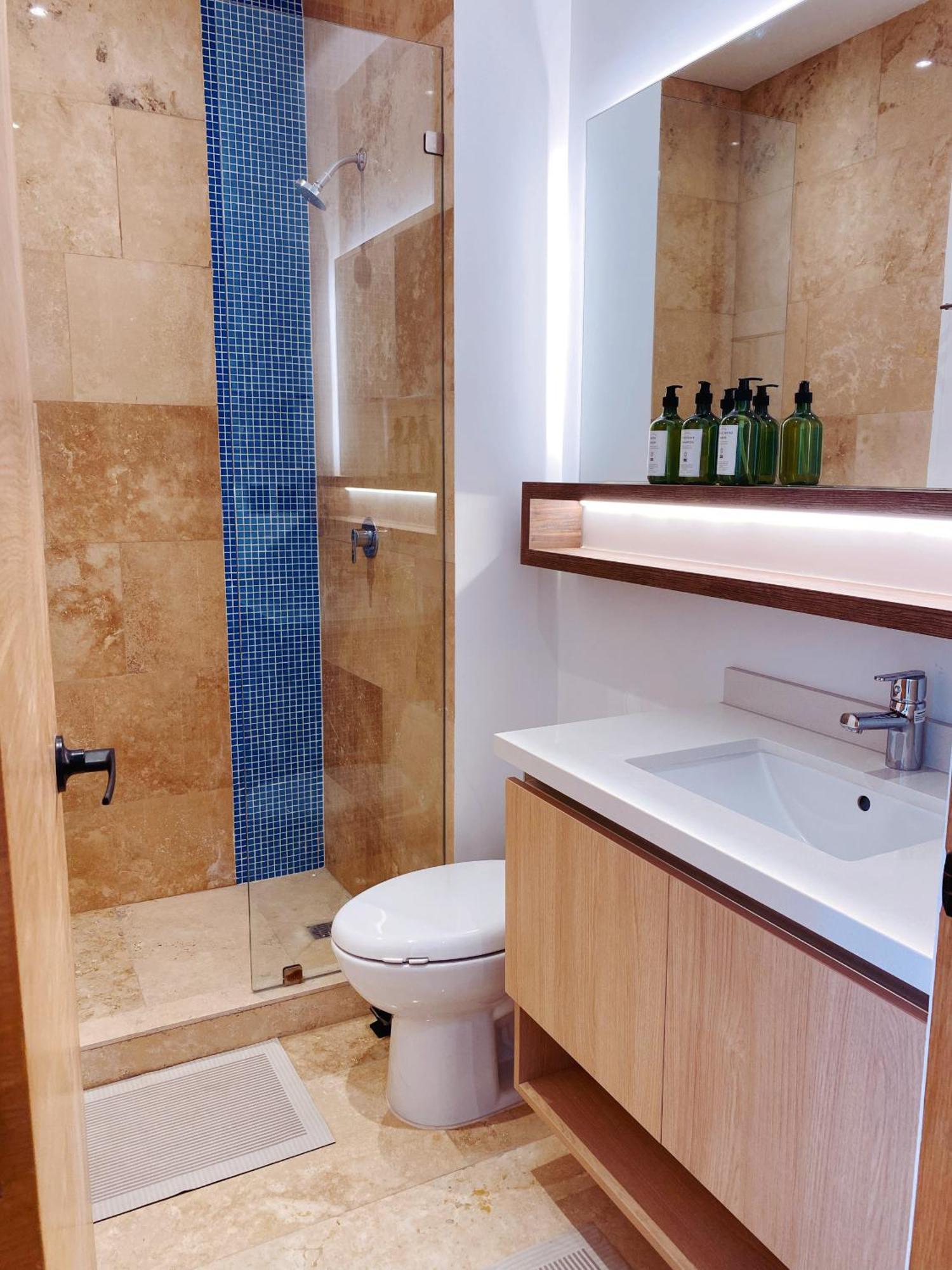 Brand New In 4th Floor With Balcony And Elevator Apartamento Playa del Carmen
